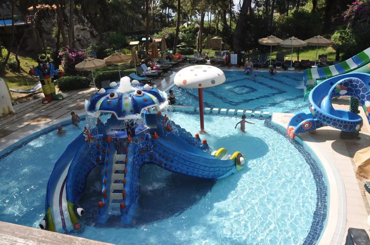 UTOPIA_SHABAVIZ (31).jpg